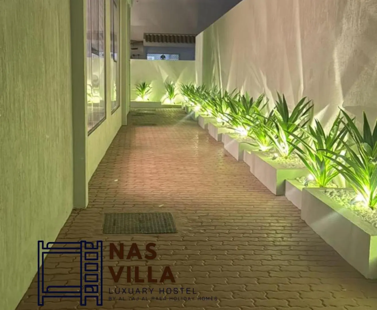 Bed & Breakfast Nas Villa Luxury Hostels Dubai